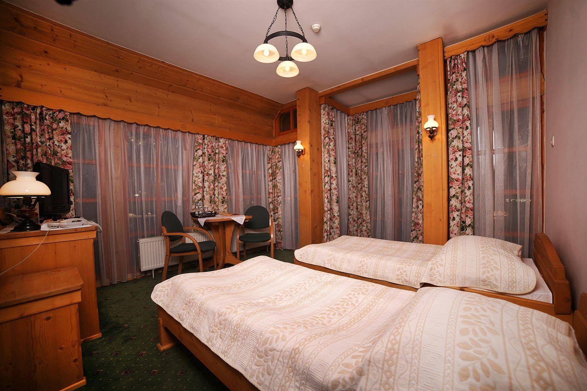 Hotel Sabala Zakopane Ngoại thất bức ảnh